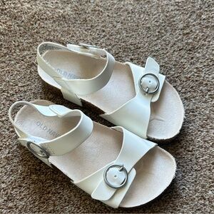 Old Navy girls sandals with velcro closure